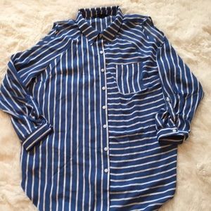 Zac & Rachel cold shoulder top size x Large